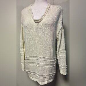 GAP Designed & Crafted Label 
Texture Crewneck Sweater Ivory Color 
Tall Medium